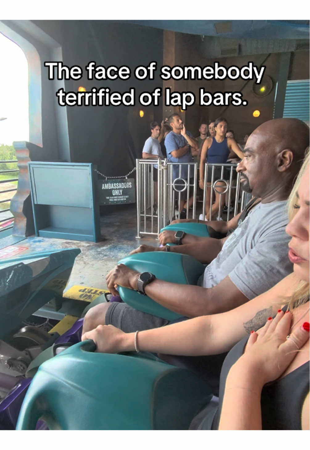 Has anybody changed their opinions on lap bars? Be honest🫣 #rollercoaster #lapbar #themepark #themeparktok #mako