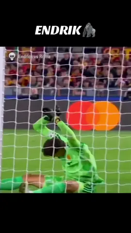 #halamadrid🤍👑 KOʻZLARI QONGA TOʻLGAN ENDRIK CHL ROMA VC REAL OʻYINIDA ZAXIRADAN OʻYINGA TUSHIB OXIRGI LAXZALARDA OʻYINNI BUTKUL PZGARTIRIB YUBORDI 🦍👑