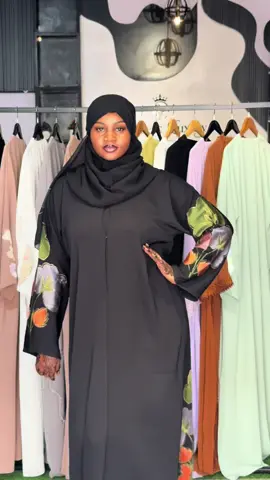 Mini luxury Dubai abaya available price-80k WhatsApp number 08069728360 location:Assurance plaza shop A21