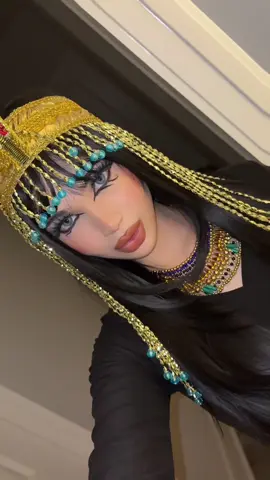 #cleopatra #halloweenmakeup #fyp 