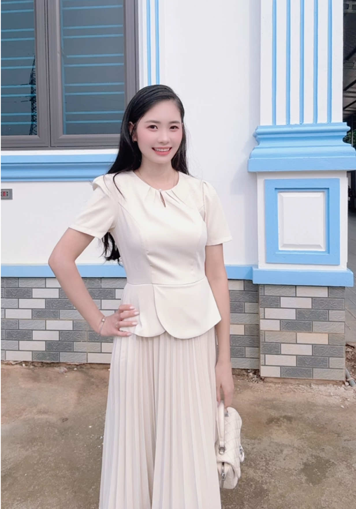 Tự nhận đẹp gái có được không mấy bà😆😆 #mebena #mebimsua #mebimreview #mẹbimxaykenhtiktok #trending 