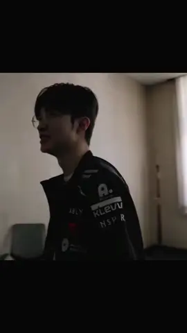 T1: 50% gaming, 50% sleeping. 😭  #dofpk #t1lol #leagueoflegends #lolesports #페이커 