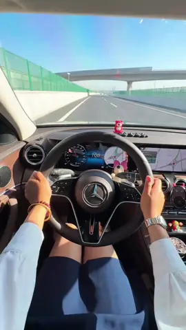 Cao tốc bên bển 😎 #mercedes #driving #shorts #viral 