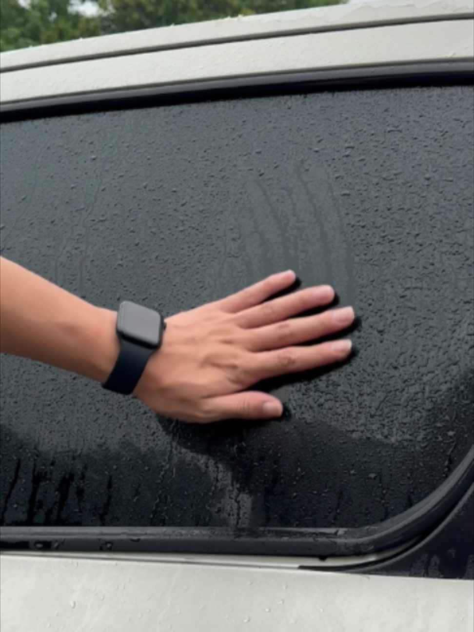 Watermarks on your windshield? 😩Time to bring back that crystal-clear glass! ✨🚗#CarGlowLab #GlassRestorePaste #WatermarkRemover #CarCarePH #CarTokPH