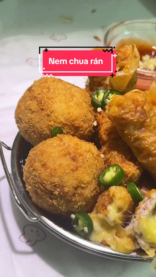 Nem chua rán cháu bà Tân vlog htrc bé nào order zô nhận hàng giùm chuỵ #pork #EasyRecipe #fyp #viral #yummyfoodrecipe 