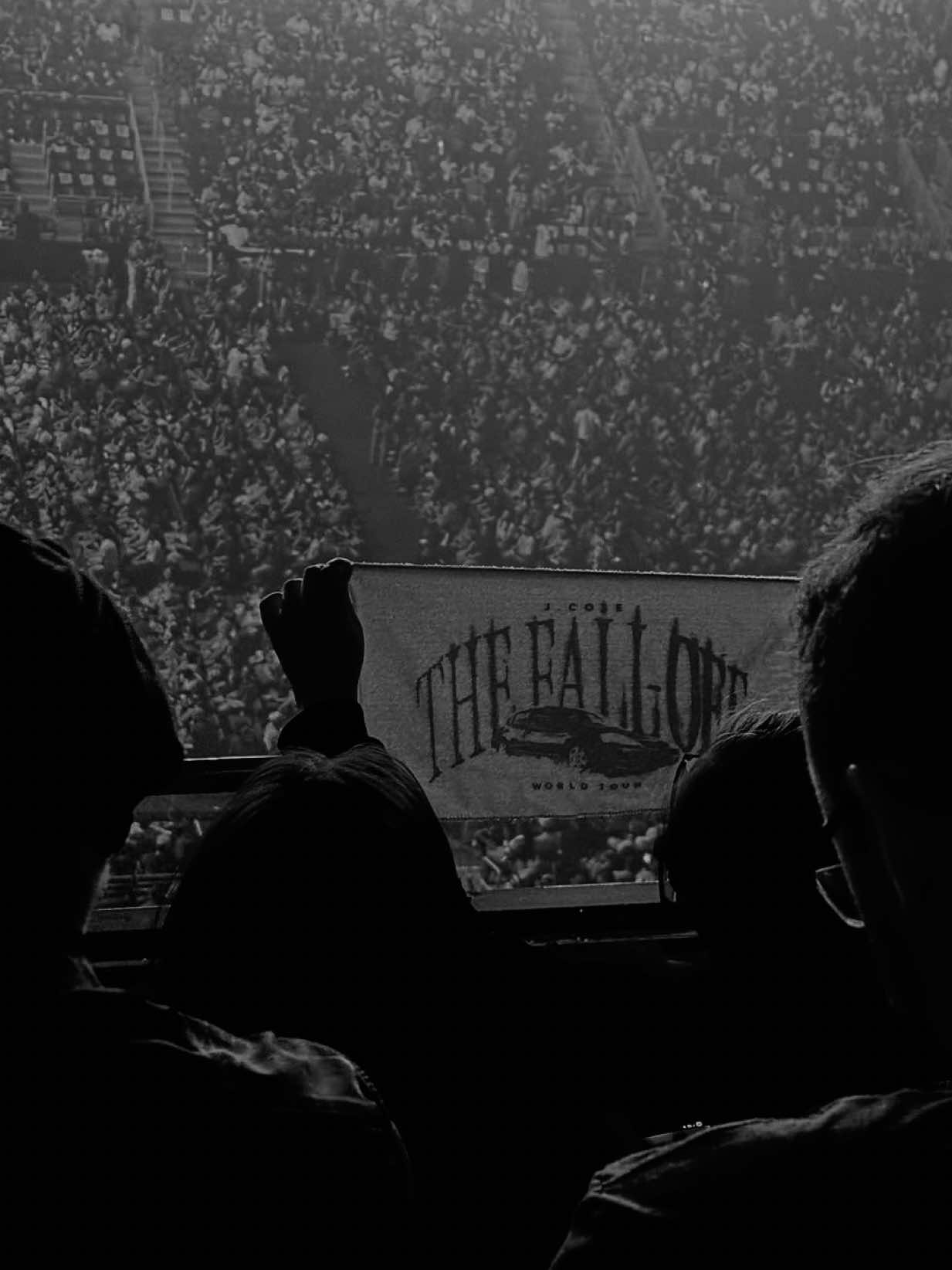core memory  #jcole #thefallofftour2026 #dreamville #coleworld #coleworld @The Fall-Off @Dreamville Records 