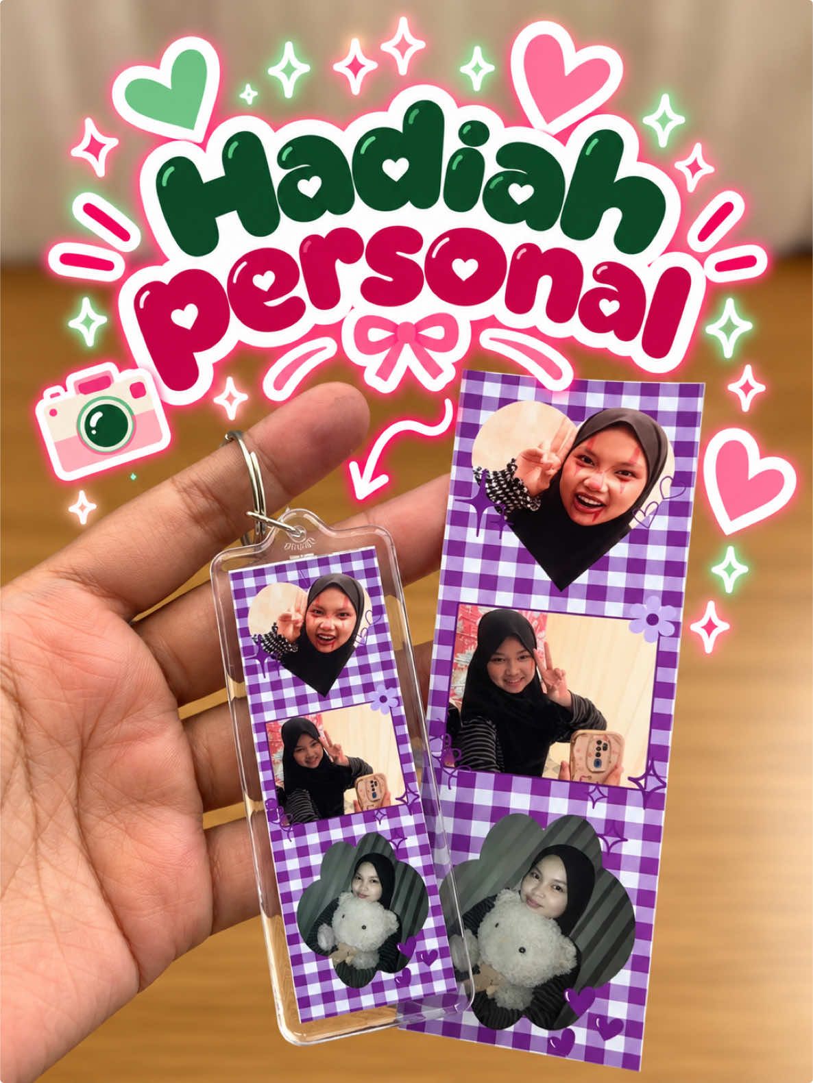 Tak tahu nak bagi hadiah apa? 👀🩷 Hadiah custom dengan gambar favourite, baru rasa lebih personal & bermakna! 🥹✨ #fypmalaysia #customkeychain #hadiahpersonal #photokeychain #nkayspolaroid 