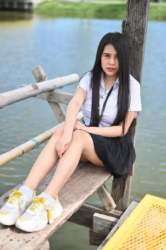 Bằng lòng với thực tại, yêu những gì mình có. Nỗ lực sẽ mang đến thành công! #lang mang 