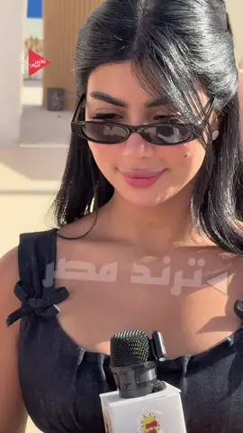 بجمالها الطبيعي خطــ'ـفت انظار الجميع #كارولين_عزمي بمهرجان الجونه السنمائي بدورته التاسعه