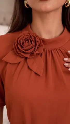 Blusa com flor 3D na frente ombro #blusafeminina #blusaelegante 