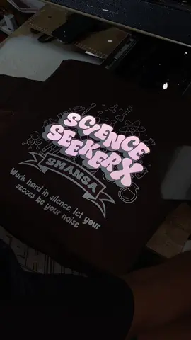 Rekomendasi desain kaos kelas siswa siswi sekolah sd smp sma sederajat, cocok buat couple satu kelas #kaoskelas #kaoscustom #kaoskelasan #kaoskelasaesthetic #syfbikinkaos 