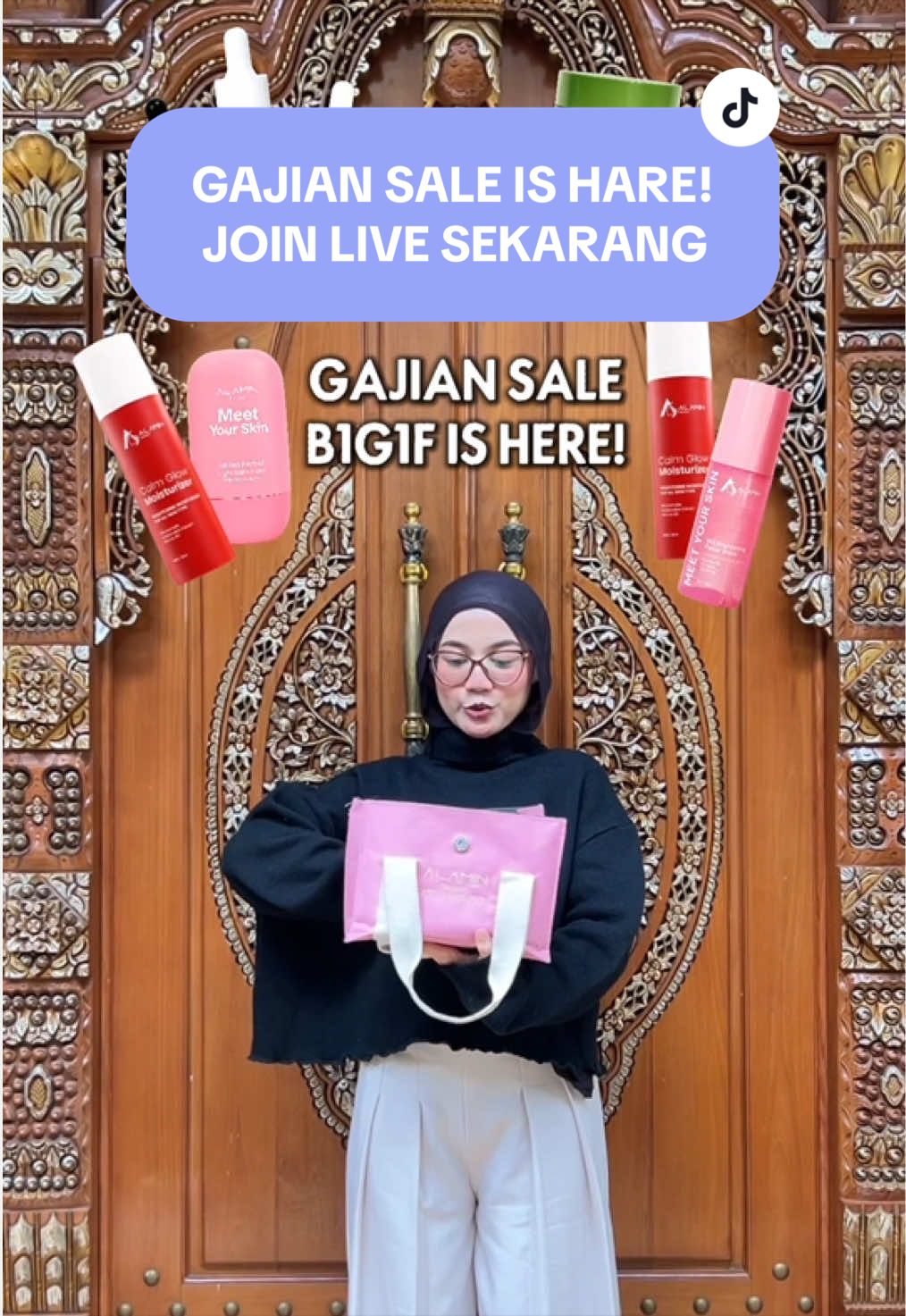 💸👀 STAY TUNED, BESTIEE!! 🛍️✨ Special Gajian Sale is cominggg!! 😍💖 Bakal ada promo B1G1F (Buy 1 Get 1 Free) yang sayang banget buat dilewatin! 🫶🏻💥 Siapin wishlist kalian dan jangan sampai kelewatan yaaa! 🤭💗  #alaminskincare #promo #buy1get1 #gajiansale #masukberanda 