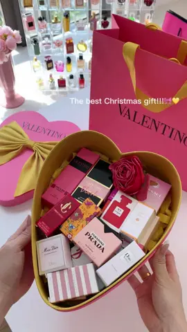 Do you like this gift box?🐬🌸#perfumetiktok #perfumes #miniperfume #parfume #parfum 