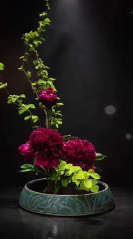 #لا_تتق_بمن_ينقل_لك_أسرار_الناس #روائــــــــع _الكــــــلام #خواطر_تلامس_القلب #explore_اكسبلور #tracking 