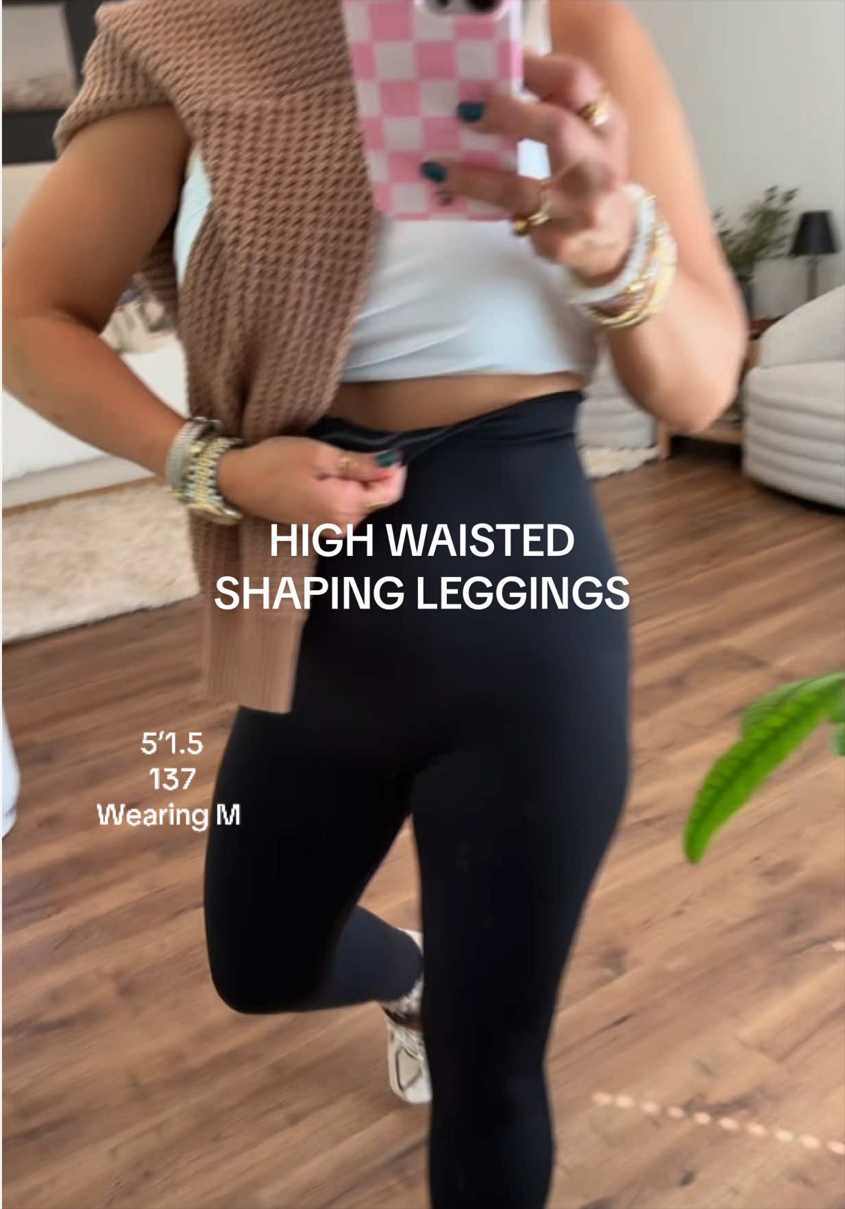 These Shapeware leggings are so good and shaped the body so nicely. They go up to a 4X 👏🏼 @S@Shapermints#shapewears#shapewearleggingsl#leggings