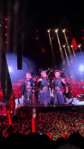 Đỉnhhhhhh, osad đỉnhhhh #concert #anhtraivuotnganchonggai 