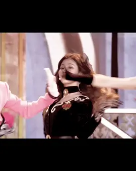 في حدا غيري م تخطى هلستايل؟ #twice #sana #tiktok 