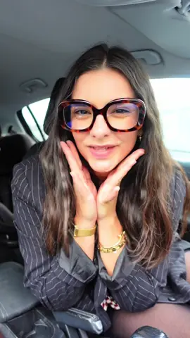 Des lunettes prêtent en 10 minutes ? Foncez chez @Lunettes Pour Tous 👓 Profitez de -20% dès 100€ d’achat avec mon code : « Chloe_20 » https://rdv.lunettespourtous.com/?utm_source=Influence&utm_medium=Stories&utm_campaign=Chloe 👓💕 #lunettespourtous #jeunemaman 