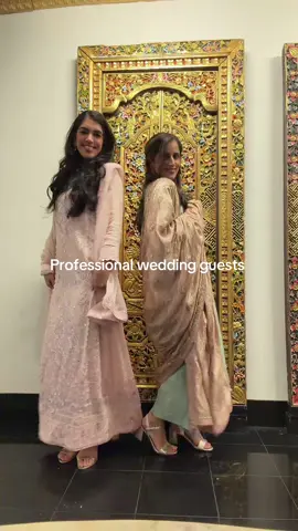 Pakistani wedding season in full swing @keepingupwithsana #pakistani_tik_tok #pakistaniwedding #pakistaniclothes #pakistanioutfit 