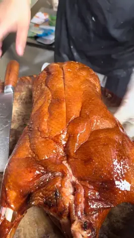 Peking Duck Rasa Otentik, Kualitas ala Hongkong . . #malang #bebekpeking #pekingduck #malangkuliner #kuliner 