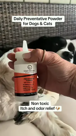 COAT DEFENSE® Daily Preventative Powder for Dogs & Cats - Non-Toxic Dry Shampoo & Deodorant for Itch & Odor Relief - Natural Yeast Infection Treatment - Talc-Free