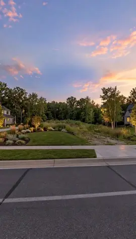 Watch this build from empty land to finished in 10 seconds ⏱️ 🤔 What should we build next? Drop your idea below #fyp #viral #customhome #newconstruction #luxuryhome #satisfying #homebuild