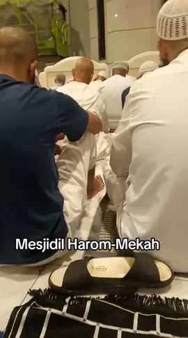 Sholat Isya Masjidil Haram, Mekah🕋 #umroh #creatorsearchinsights #fyp #mekahmadinah🕋❤️ #hijrahku 