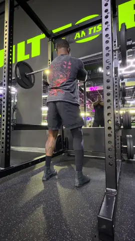 #CapCut Don’t skip leg day…but I hate front squats.