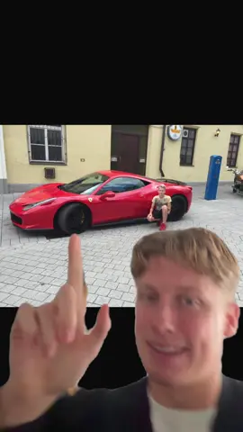 Super tof om zo’n herinnering te zien😅.  Zorg ervoor dat je altijd herinnerd waar je vandaan komt en niet naast je schoenen gaat lopen.  #motivatie #ecommerce #ferrari 