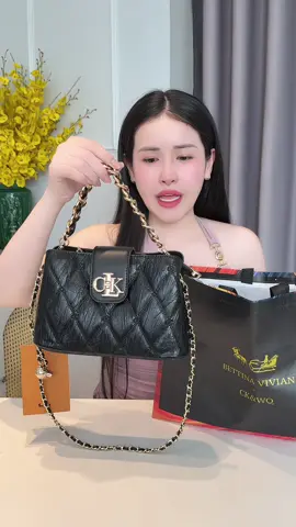 Túi xách da cao cấp #tuixachnu #tramtuine #tuixach #tuixachnucaocap #quatangtuixach 