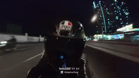 Everytime we Touch ‼️🚳Hey! What’s trending in your country these days ❓🇻🇳#agv #yamahar7 #motorcycle 