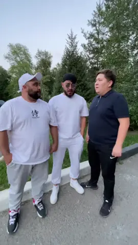А у вас кто держит 😆😆😂😂🤣🤣 #seka #sekavines #смех #юмор #прикол 