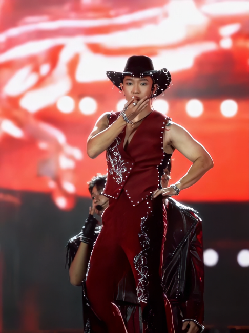 Phiên bản này của HD cuốn phết #minttoo #HoangDung #ATVNCG2026 #ConcertATVNCG2026