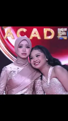 meskipun sempet diremehkan perkara 2 karakter suara yang berbeda, tapi lihatlah mereka sangat bertanggung jawab & sukses membawakan lagu nya🥹🫶🏻 proud of u adekku aping & muma🫶🏻 @DA7_APING #aprilda7 #muramada8 #indosiar #fyp #foryou