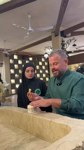 اهم منتج لتفتيح الاماكن الداكنة في الجسم حرفيا فعال وعن تجارب  -الخلطة الملكية شبة✨️ شو بعد ناطرين لتشوفوا الفرق؟ . . . #خان_الصابون #سواد_المناطق_الحساسة #تفتيح_الجسم #تفتيح_الركب #مزيل_عرق_طبيعي 