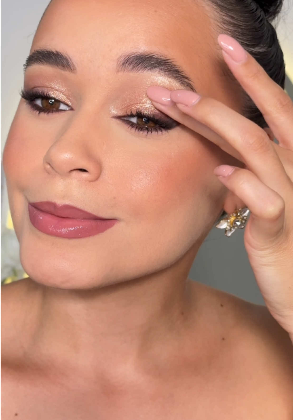 Olho super fácil! Me conta aqui se você gostou! ✨🥰 #tutorialdemaquiagem #make #dicasdebeleza #dicasdemaquiagem #eudora 