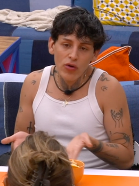 #Kunno comparte con su equipo cuál fue el error que cometió en el Juego del Capataz, por el cual no logró avanzar. 😬🫵🏻👀 #LaGranjaCapataz, lunes a viernes a las 8:30 p.m. y domingos a las 8:00 p.m. por #AztecaUno. ⁣⁣🌾⁣ #LaGranjaVIP sigue todo el reality 24/7 por Disney+ 📺 ⁣