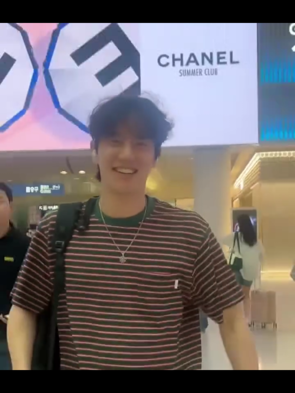 POV:U Boyfriend is Leejunyoung,Today u spending the entire day with him #leejunyoung #junyoungairport #junivers #POV #fanedit 