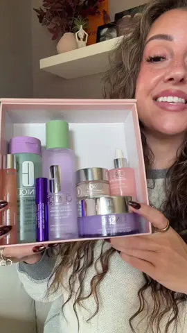 If you're over 35 and ready to get serious about your skincare, this Clinique 7-step routine makes it SO easy. 💚 From cleansing and hydration to your daily SPF, it's an entire routine in one bundle. And the value compared to buying everything separately?! 👀✨  @Clinique Store #CliniqueSkincare #MatureSkin #SkincareOver35 #TikTokShopBeauty #SkincareRoutine