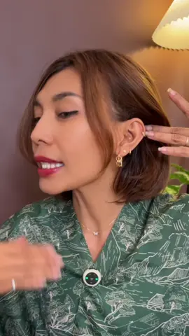 anting anting cakep warna gold, modelnya gede tapi cakep kalian harus punya sih #anting #antingkekinian #antingmurah #antingcantik 