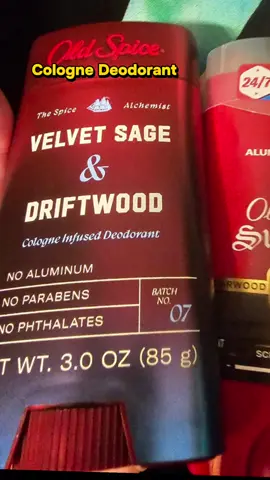 The Old Spice Alchemist Collection Batch 7 in Sage & Driftwood has a pleasant, earthy, sophisticated scent with a creamy, smooth feel, excellent performance, and impressive longevity that lasts through a full 10-hour maintenance shift, making it a great value for all-day freshness. #complimentary #GiftedByOldSpice #OldSpice #OSAlchemistVelvetSage