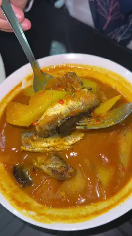 Sedap rupanya khesom sardin betik ni , firstime rasa weh 😍  📍 @warung MJ ( Kampung Nibong Panji Alam )