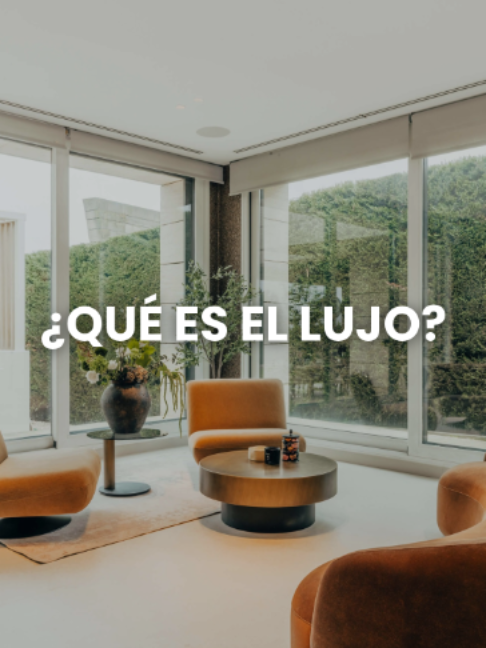 ¿Tener una casa millonaria significa vivir rodeado de lujo? No siempre. A veces, el verdadero lujo está en cosas que ni siquiera se ven: la luz, el silencio o una distribución bien pensada. ¿Qué es para ti el verdadero lujo en una vivienda? #CasasDeLujo #ReformasIntegrales #InteriorismoMadrid #DimensiOn