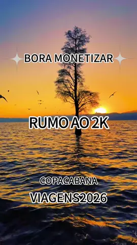 GUIA COMPLETO DE COPACABANA EM 2026 🌊☀️ 📅 QUANTOS DIAS FICAR? De 2 a 3 dias são suficientes para conhecer Copacabana e as atrações próximas. ☀️ MELHOR ÉPOCA Abril, maio, setembro e outubro costumam ter temperaturas agradáveis e menos movimento. No verão, o bairro fica mais cheio e quente. 📍 O QUE CONHECER? • Praia de Copacabana • Calçadão de pedras portuguesas • Forte de Copacabana • Estátua de Carlos Drummond de Andrade • Copacabana Palace • Parque Estadual da Chacrinha • Leme e Pedra do Leme • Forte Duque de Caxias 🏖️ MELHOR PARTE DA PRAIA • Leme: ambiente geralmente mais tranquilo • Postos 2 e 3: próximos ao Copacabana Palace • Postos 4 e 5: região central e movimentada • Posto 6: próximo ao Forte de Copacabana e a Ipanema 🚇 COMO CHEGAR? As principais estações são: • Cardeal Arcoverde • Siqueira Campos • Cantagalo A passagem do MetrôRio custa R$ 7,90 em 2026. 🍽️ ONDE COMER? Você encontra restaurantes, lanchonetes, quiosques e padarias por todo o bairro. Os estabelecimentos da orla costumam ser mais caros, então compare os preços antes de escolher. 🌅 MELHORES EXPERIÊNCIAS • Caminhar pelo calçadão • Assistir ao nascer do sol • Visitar o Forte de Copacabana • Tomar café com vista para o mar • Passear de bicicleta pela ciclovia • Caminhar até o Leme • Visitar Ipanema e o Arpoador 🏨 ONDE SE HOSPEDAR? • Próximo ao Posto 2: região do Leme e do Copacabana Palace • Próximo ao Posto 4: localização central • Próximo ao Posto 6: perto do Forte, de Ipanema e do Arpoador ⚠️ CUIDADOS IMPORTANTES • Evite deixar o celular muito exposto • Não abandone seus pertences na areia • Leve apenas o necessário para a praia • Prefira ruas movimentadas, principalmente à noite • Evite usar joias e objetos chamativos • Consulte as condições do mar antes de entrar ✨ ROTEIRO DE 1 DIA Manhã na Praia de Copacabana, almoço pelo bairro, visita ao Forte de Copacabana e fim de tarde no Arpoador. Salva este post para consultar quando for conhecer Copacabana! 🌊📍 #viagens #garotasapoiamgarotas💝🎀✨️ #seguidores #segue