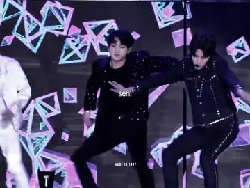 cok alakasız şarkılarla edit yapasm geliyo bu aralar 🥺 #kesfetbeniöneçıkart #taehyung #bts #kesfet #taekook 