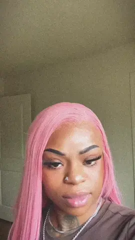 🚨 GIRLLLL, RUNNNN TO GET THIS WIG! 😍💖 If you’ve been looking for your next slay, THIS IS YOUR SIGN! 💅🏽✨ Don’t just take my word for it, go check it out for yourself! 🛍️💕 Tap the product link and get yours! 🎀 #TikTokShop #WigTok #HairTok #WigReview #TikTokMadeMeBuyIt