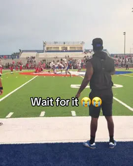 Oh noooo. 😅😅 (@Dominique Rodgers Cromartie) #football #fail #fails #funny #highschoolfootball 