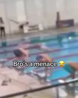 Oh no 😂 (via corotas_d/IG) #espnsocial #funny #fail #pool 