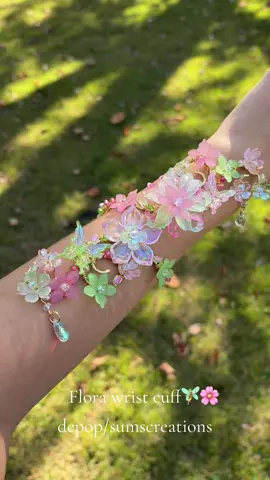 I need to do one inspired by stella! #jewelrydesigner #handmadejewelry #armcuff #wirewrappedjewelry #jewelryartist 