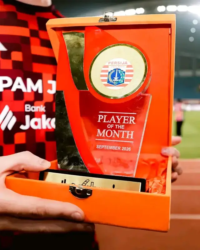 𝗣𝗹𝗮𝘆𝗲𝗿 𝗼𝗳 𝘁𝗵𝗲 𝗠𝗼𝗻𝘁𝗵, 𝗦𝗲𝗽𝘁𝗲𝗺𝗯𝗲𝗿 𝟮𝟬𝟮𝟲! 🏆🔴Selamat untuk Stjepan Lončar atas pencapaian ini! #PersijaDay #BRISuperLeague #persijajakarta #macankemayoran #persijaselamanya🧡